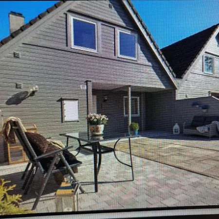 Holiday home Nati *